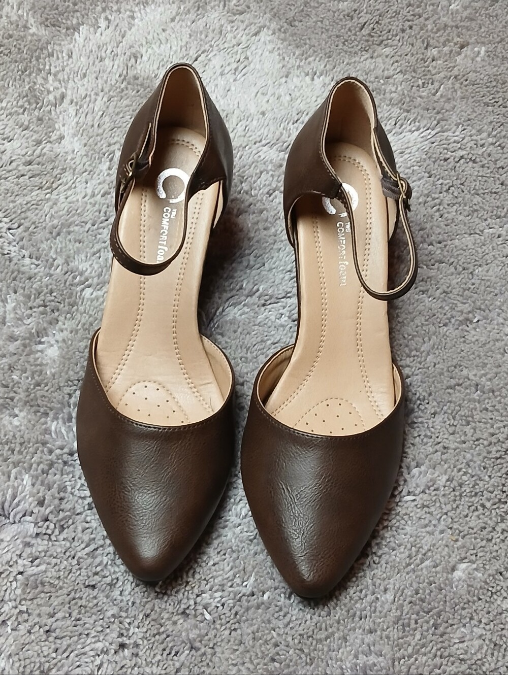 Journee Tru comfort Foam plus by Brown Pointed Toe Ankle Strap Women’s Flats